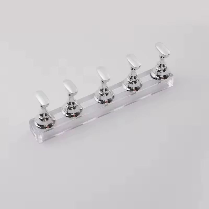 Magnetic nail tips practice display